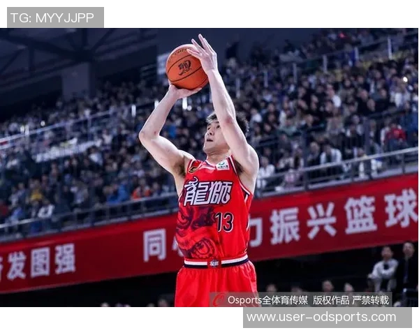 韩乔生谈郭艾伦复出后伤病困扰每次倒下都是身体与意志的双重考验 韩乔生谈郭艾伦复出后伤病困扰每次倒下都是身体与意志的双重考验